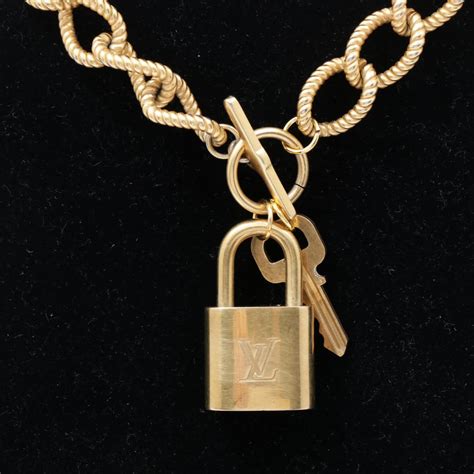 louis vuitton necklace lock and key